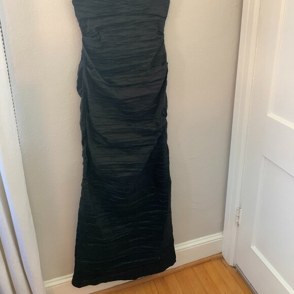 Alex Evenings Ruffled Black Gown Size 10 - Picture 2 of 9